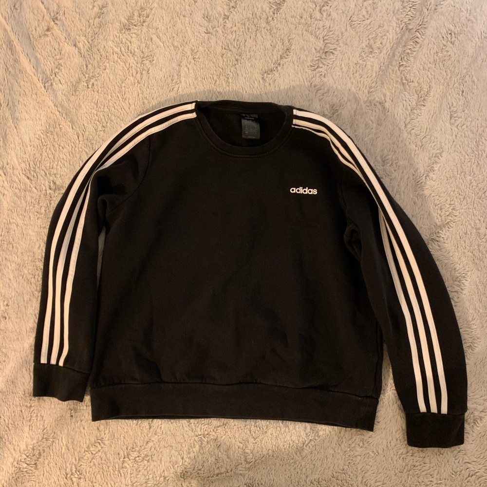 ⚫️⚪️Adidas Sweatshirt!